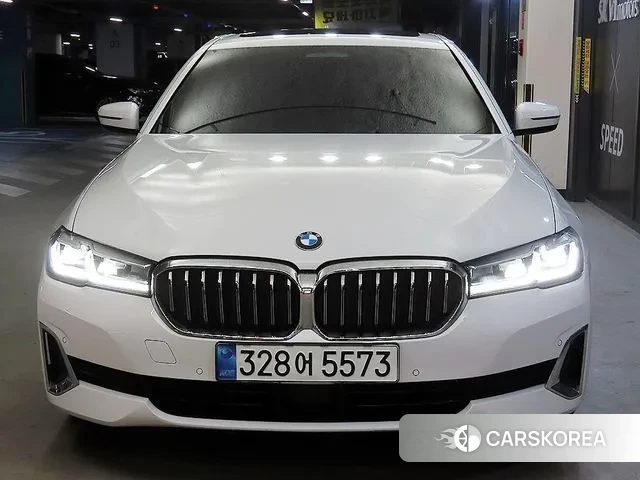 BMW 5 Series (G30) id 3384999 из Кореи 12