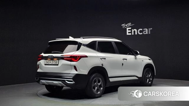 Kia Seltos id 4282303 из Кореи 12