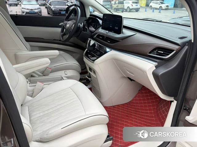 Buick GL8 id 4235700 из Китая 12