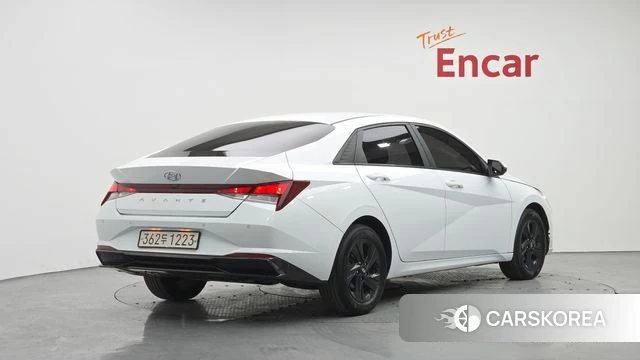 Hyundai Avante Hybrid (CN7) id 4195876 из Кореи 12