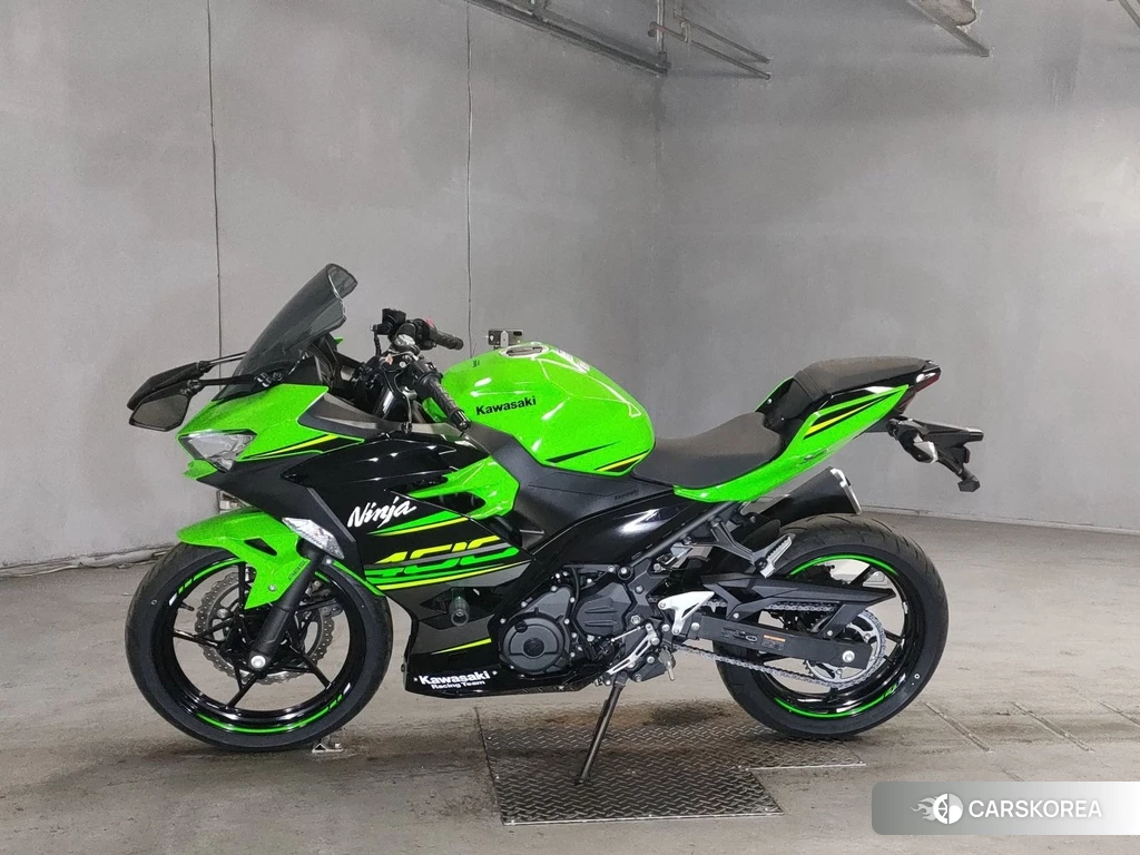 Проданный Kawasaki NINJA 400 2020 из Японии