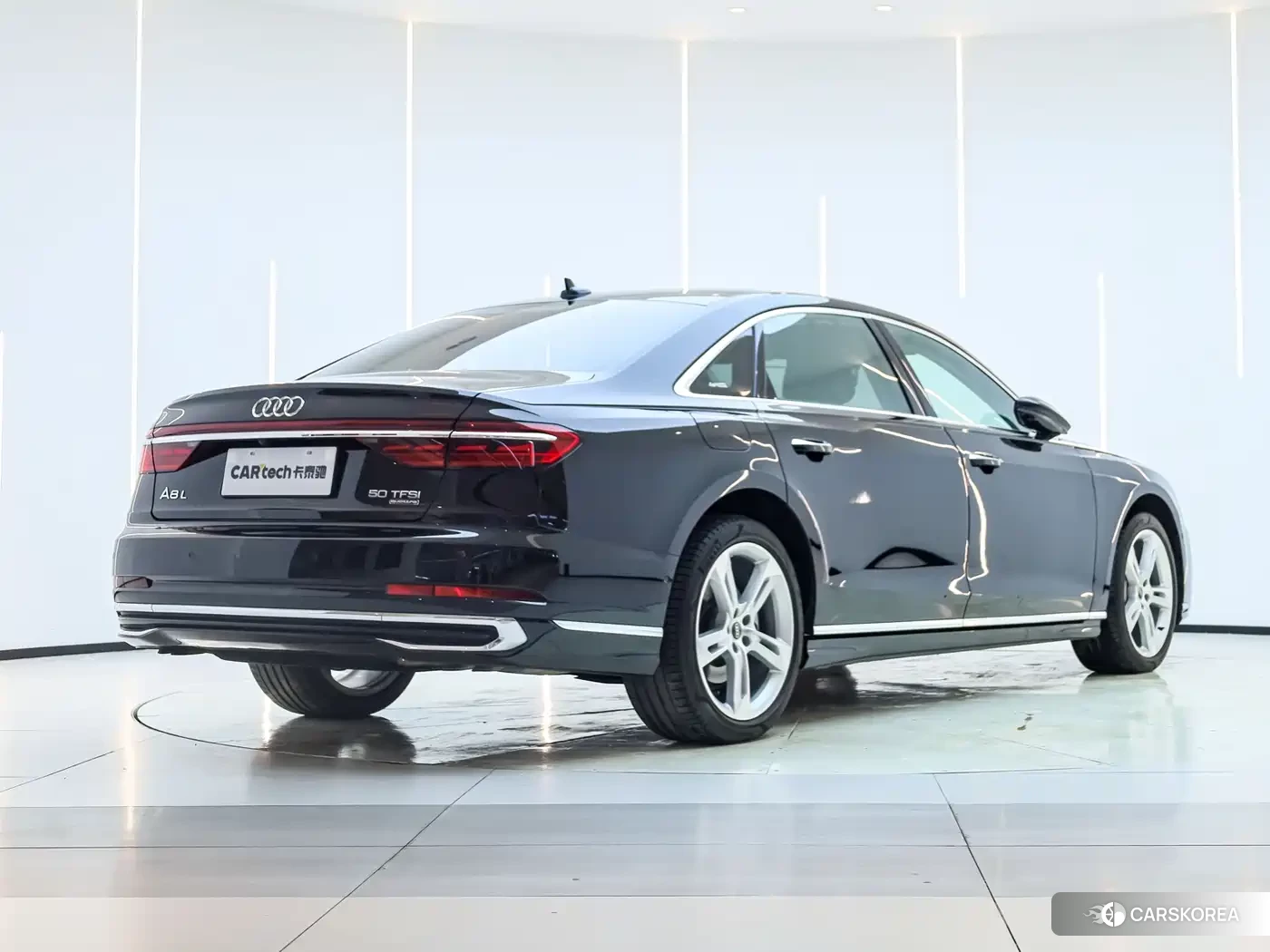 Audi A8 id 4599648 из Китая 12