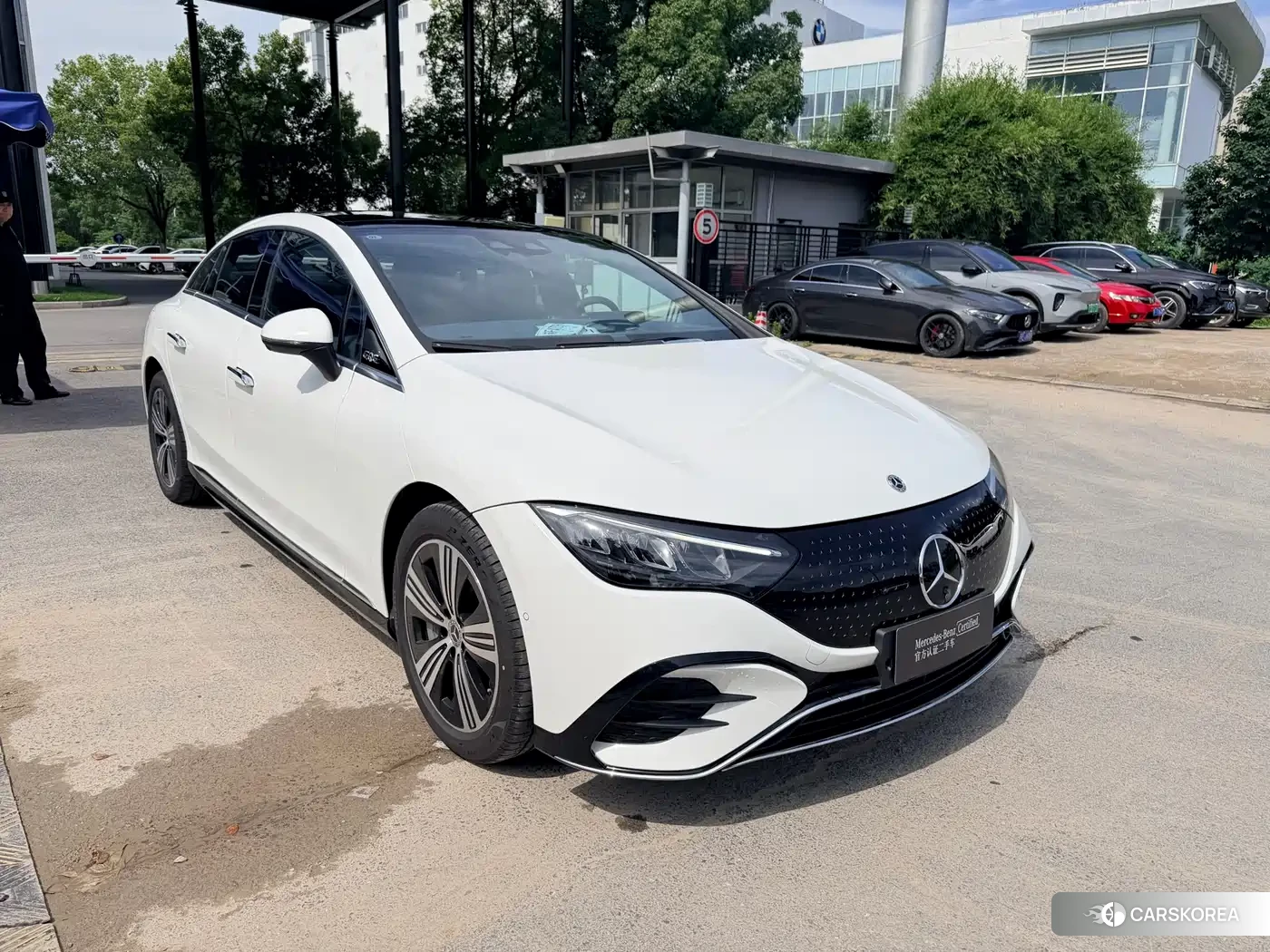 Mercedes-Benz EQE 2025 Белый из Китая, фото 6
