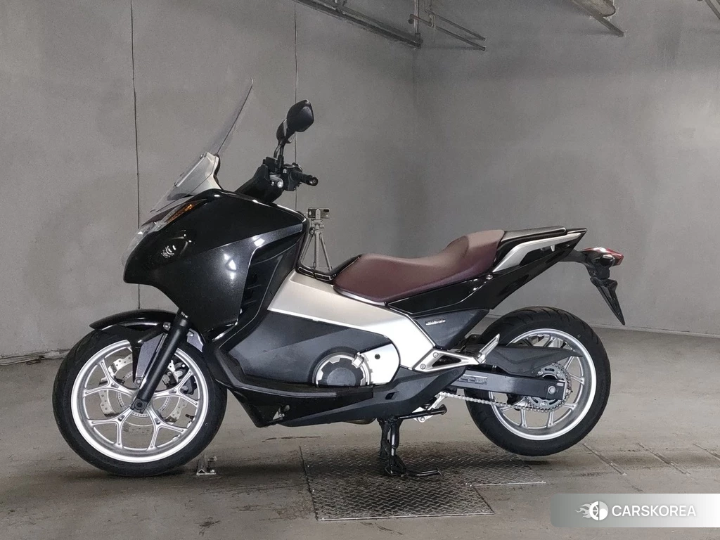 Проданный Honda NC700 INTEGRA 2012 из Японии