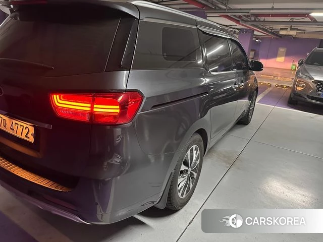 Kia All New Carnival 2018 Серый из Кореи, фото 4