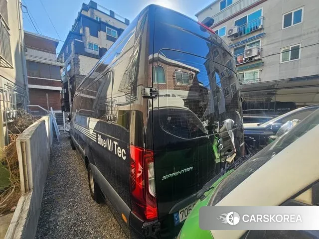 Mercedes-Benz Sprinter 2023 Черный из Кореи, фото 6
