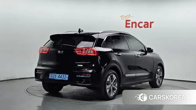 Kia Niro EV id 3039110 из Кореи 12