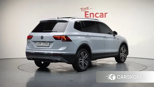 Volkswagen Tiguan Allspace id 2995602 из Кореи 12