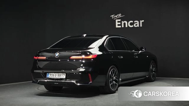 BMW 7 Series (G70) id 4315000 из Кореи 12