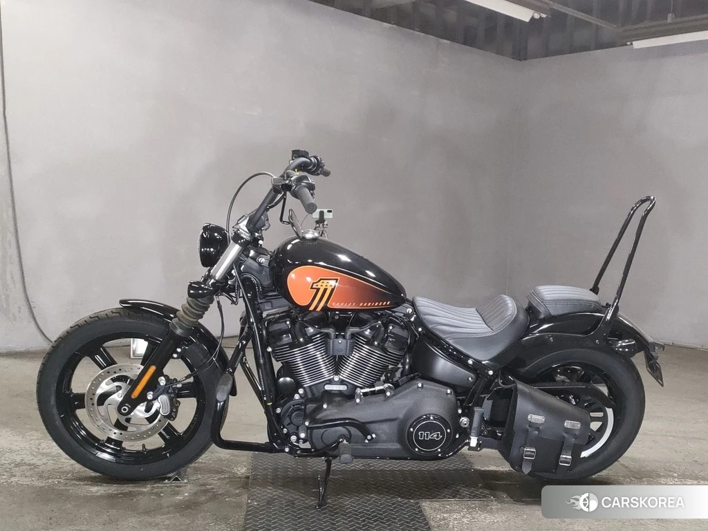Проданный Harley-Davidson Softail Street Bob FXBBS1870 2022 из Японии, фото 2