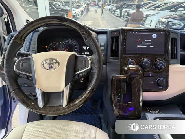 Toyota Hiace id 3957788 из Китая 12