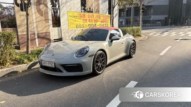 Porsche 911(992) 2021 Белый из Кореи, фото 2