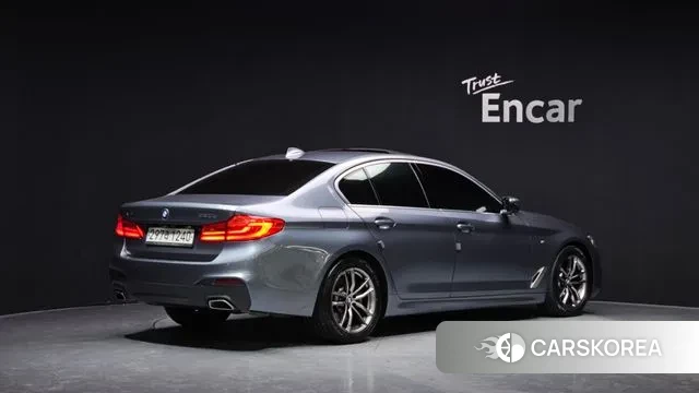 BMW 5 Series (G30) id 3626536 из Кореи 12