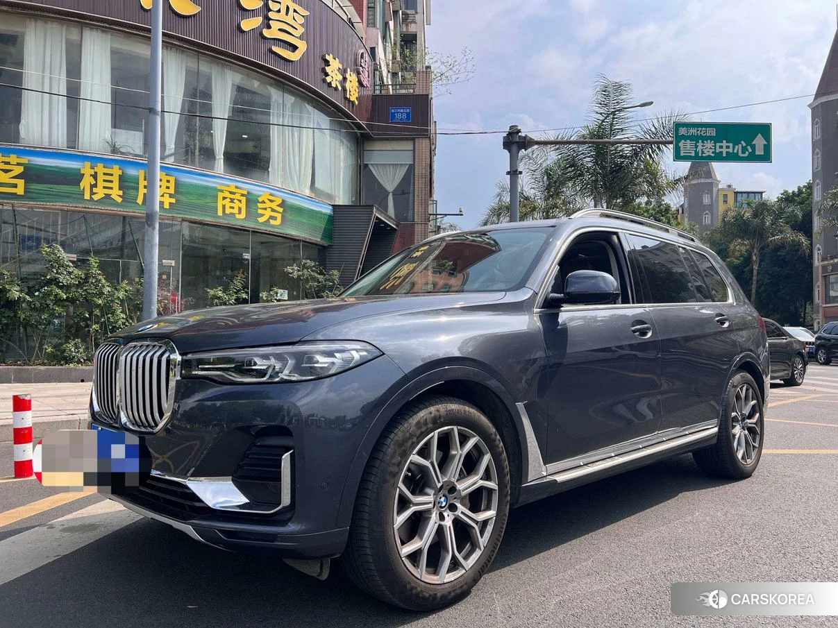 BMW X7 2020 Темно-серый из Китая, фото 4