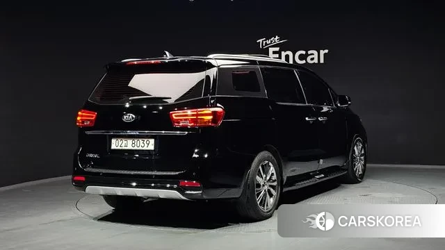 Kia The New Carnival id 3602182 из Кореи 12