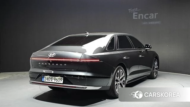 Hyundai Grandeur Hybrid (GN7) id 4387855 из Кореи 12