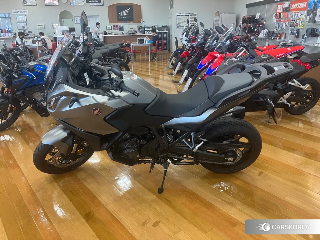 Проданный Honda NT1100 2024 из Японии