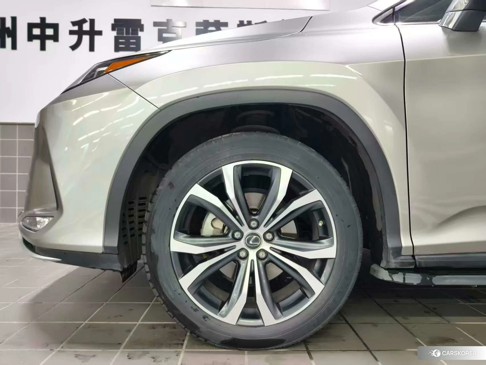 Lexus RX id 4505025 из Китая 12