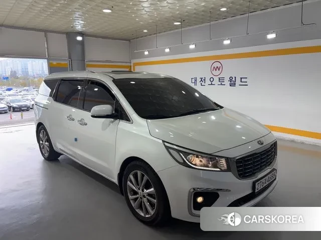 Kia The New Carnival id 3357048 из Кореи 12