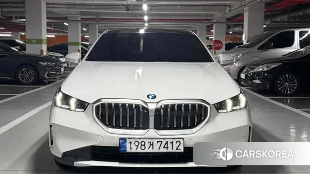 BMW 5 Series (G60) 2024 Белый из Кореи, фото 6