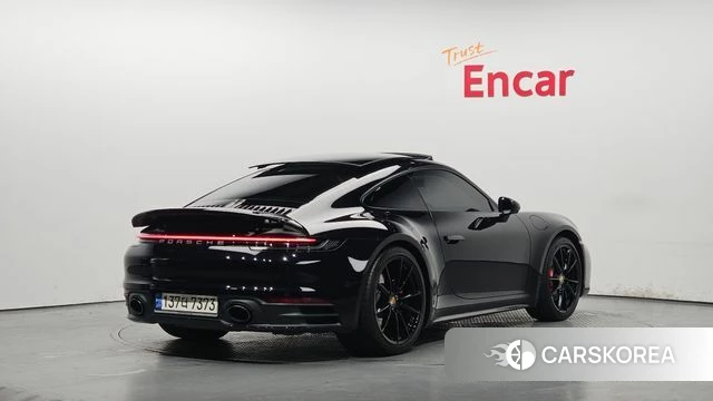 Porsche 911(992) id 3840034 из Кореи 12