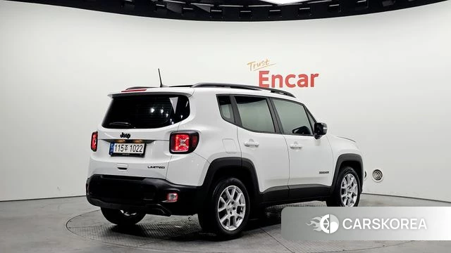 Jeep Renegade id 3871968 из Кореи 12