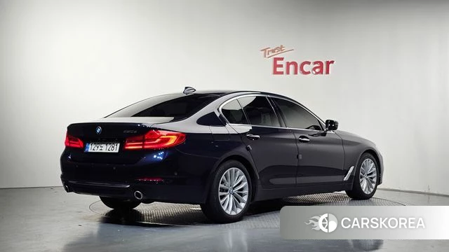 BMW 5 Series (G30) id 4620589 из Кореи 12