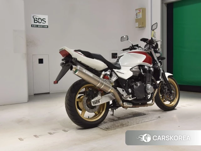 Проданный Honda CB1300SF ABS 2011 из Японии, фото 2