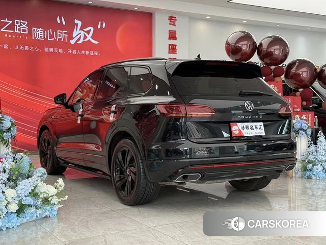 Volkswagen Touareg id 4329156 из Китая 12