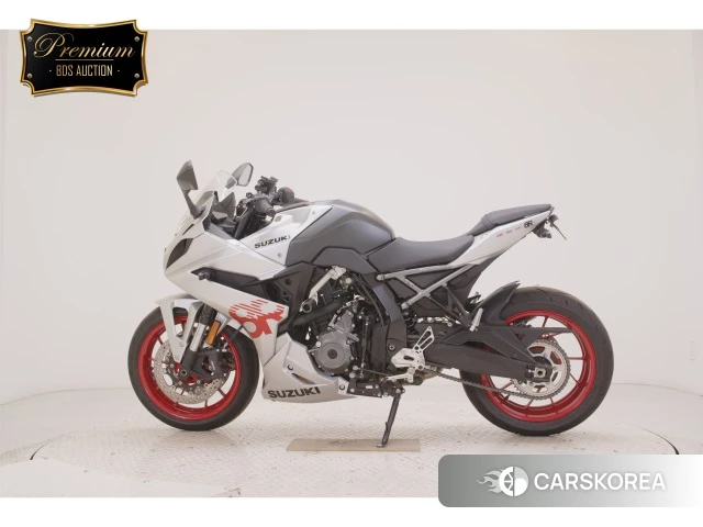 Suzuki GSX-8R 2024 из Японии, фото 2