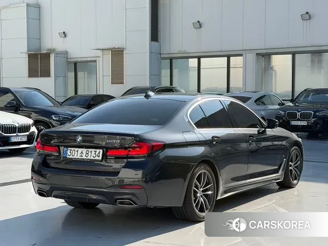 BMW 5 Series (G30) 2022 Серый из Кореи, фото 2