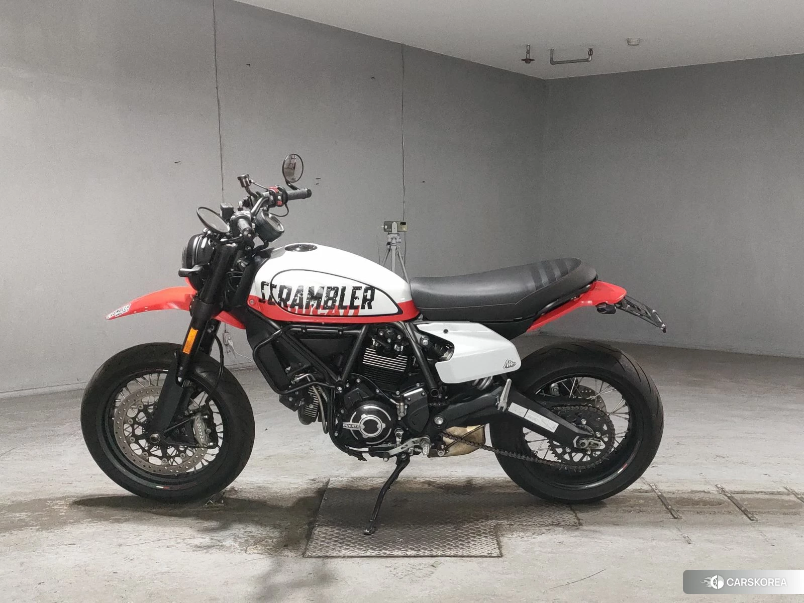 Проданный OTHER DUCATI SCRAMBLER URBAN MOTARD 2022 из Японии, фото 3