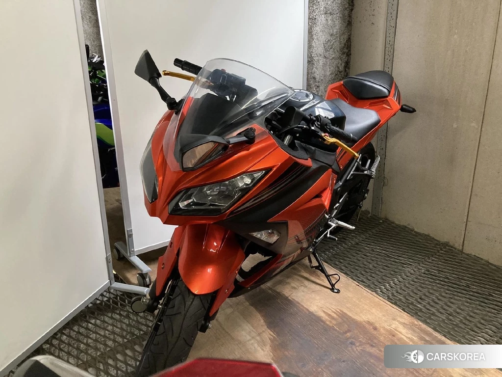 Проданный Kawasaki NINJA 250 2014 из Японии
