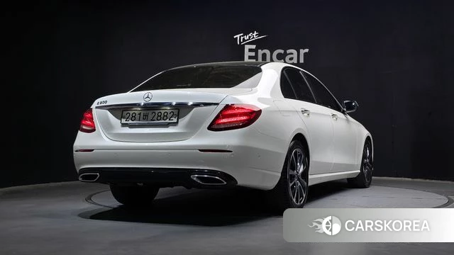 Mercedes-Benz E-Class W213 id 4294329 из Кореи 12