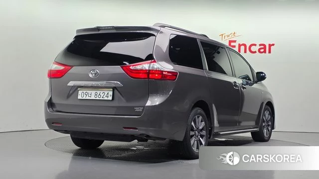 Toyota Sienna id 4722713 из Кореи 12