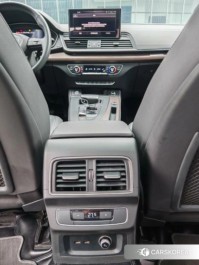 Audi Q5L id 3983385 из Китая 11