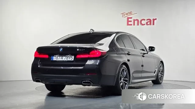 BMW 5 Series (G30) id 3467539 из Кореи 12