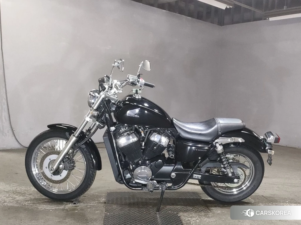 Проданный Honda VT400S 2013 из Японии, фото 2