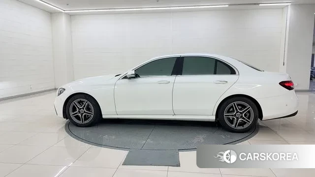 Mercedes-Benz E-Class W213 id 3707351 из Кореи 12