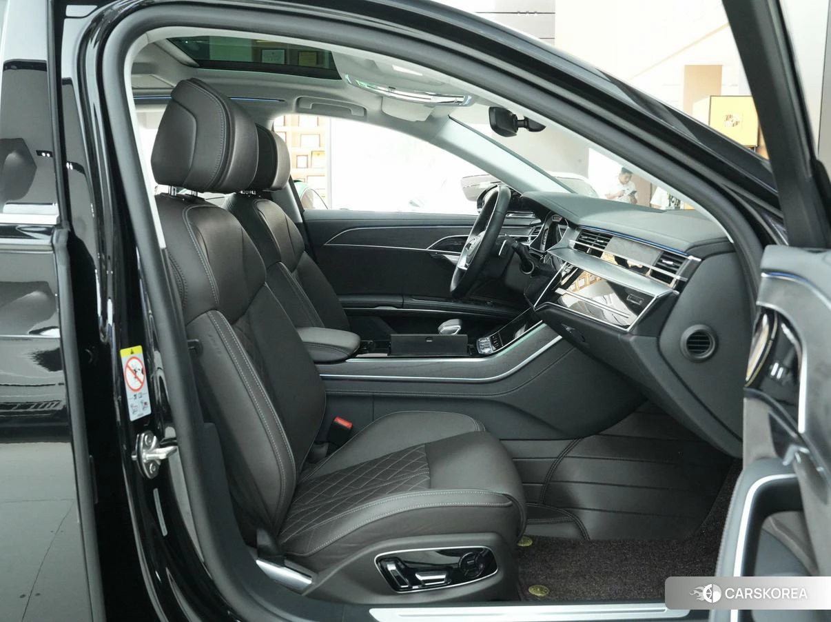 Audi A8 id 4420311 из Китая 12