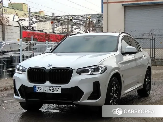 BMW X4 (G02) 2023 Белый из Кореи, фото 2