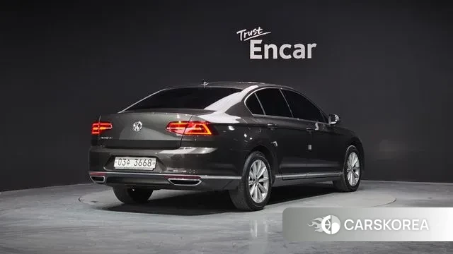 Volkswagen Passat GT (B8) id 3520553 из Кореи 12