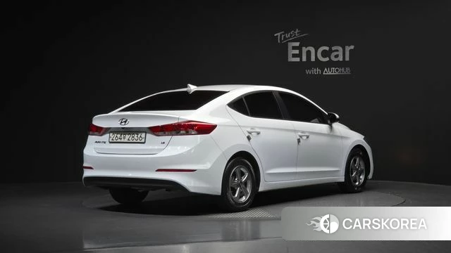 Hyundai Avante AD id 3845998 из Кореи 12
