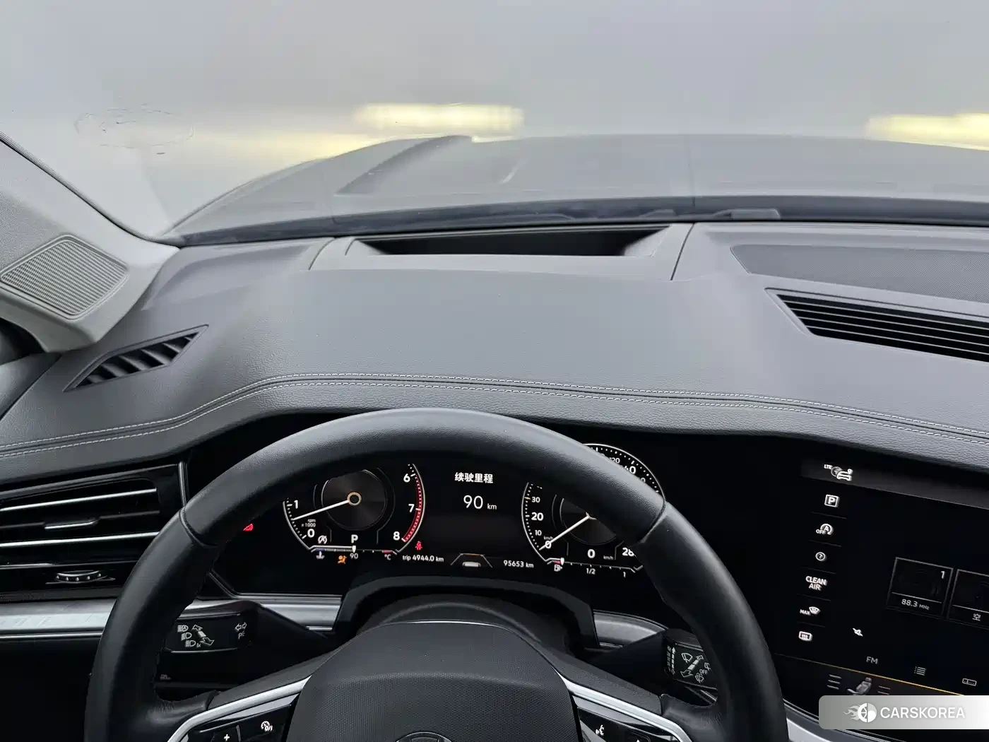 Volkswagen Touareg id 4539312 из Китая 12