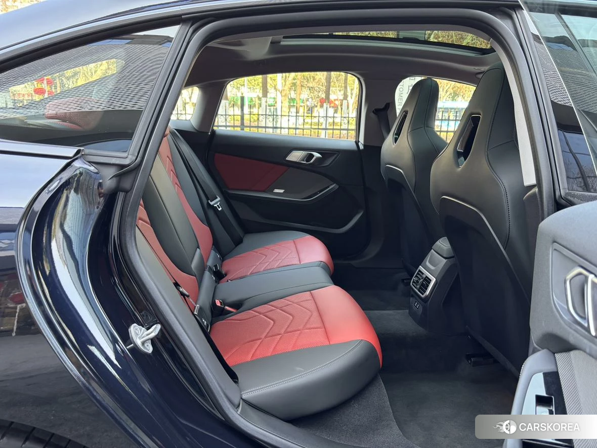 BMW 2 series 2026 Черный из Китая, фото 4