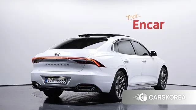 Hyundai The New Grandeur IG Hybrid id 3384365 из Кореи 12