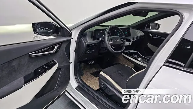 Kia EV6 id 2730687 из Кореи 12