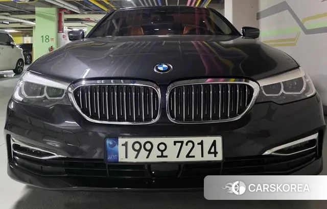 BMW 5 Series (G30) 2019 Черный из Кореи, фото 2