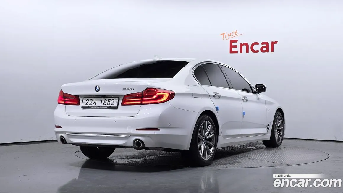 BMW 5 Series (G30) id 1903477 из Кореи 12