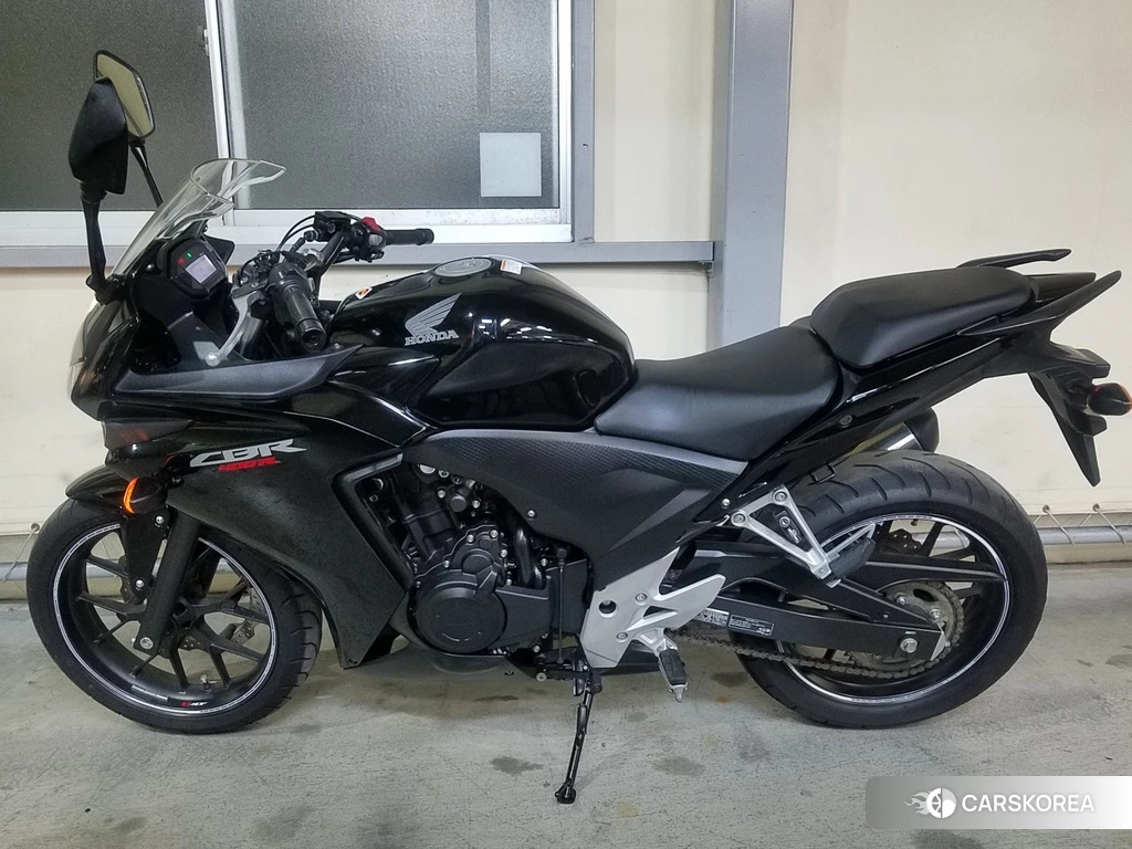 Проданный Honda CBR400R 2013 из Японии, фото 2